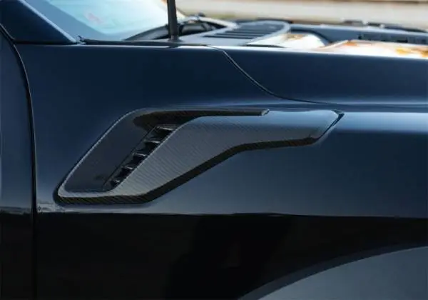 Ford Racing 21-24 F-150 Raptor Carbon Fiber Fender Vent Set - Gloss image 7