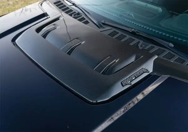 Ford Racing 21-24 Ford F150 Raptor Carbon Fiber Hood Vent - Gloss image 3