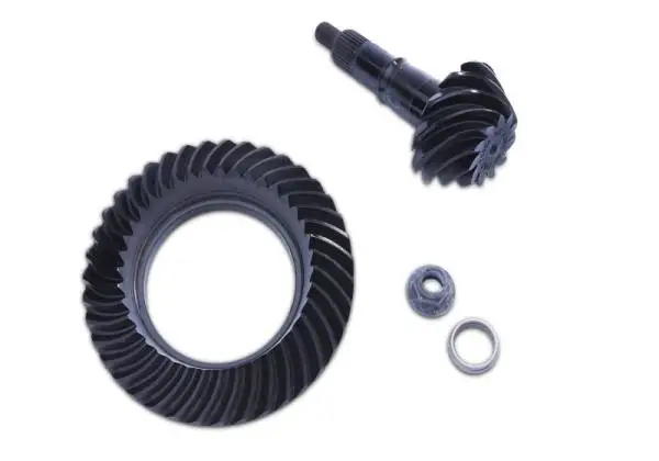 Ford Racing 8.8in 3.55 Ring Gear and Pinion image 3