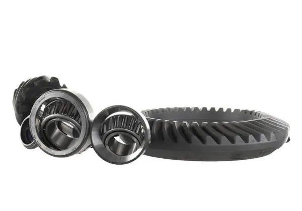 Ford Racing 8.8in 4.10 Ring Gear and Pinion image 6