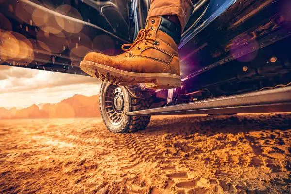 AMP Research 2025 RAM 2500/3500 HD PowerStep image 2