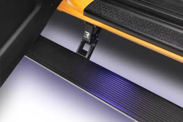 AMP Research 21-23 Ford Bronco (Excl. Raptor) PowerStep Xtreme - Black image 4