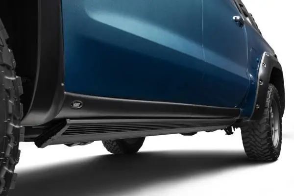AMP Research 22-23 Chevy/GMC Silverado/Sierra 1500 & 2024 2500/3500HD Double/CC PowerStep Xtreme image 10