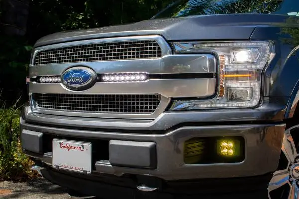 Baja Designs 2018+ Ford F-150 Dual S8 Series 10in Light Bar Kit image 2