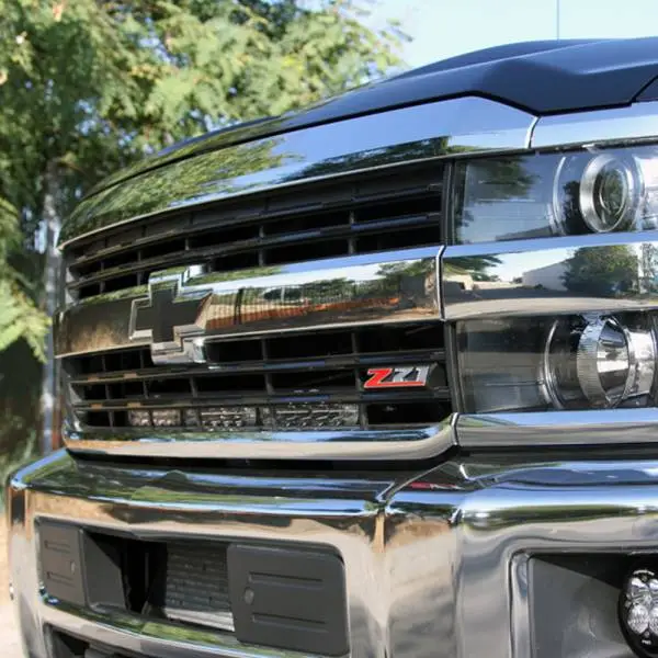 Baja Designs 2017 Chevreolet Silverado 2500/3500 HD 30in OnX6+ Grille Light Bar Kit - 5000K Daylight image 3