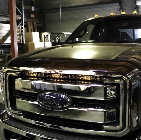 Baja Designs 11-16 Ford Super Duty S8 Series 30in Grille LED Light Bar Kit image 3