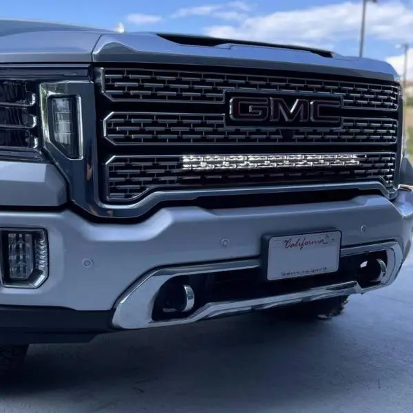 Baja Designs 2020+ GMC 2500/3500 30in Grille LED Light Bar Kit S8 Driving Combo image 2