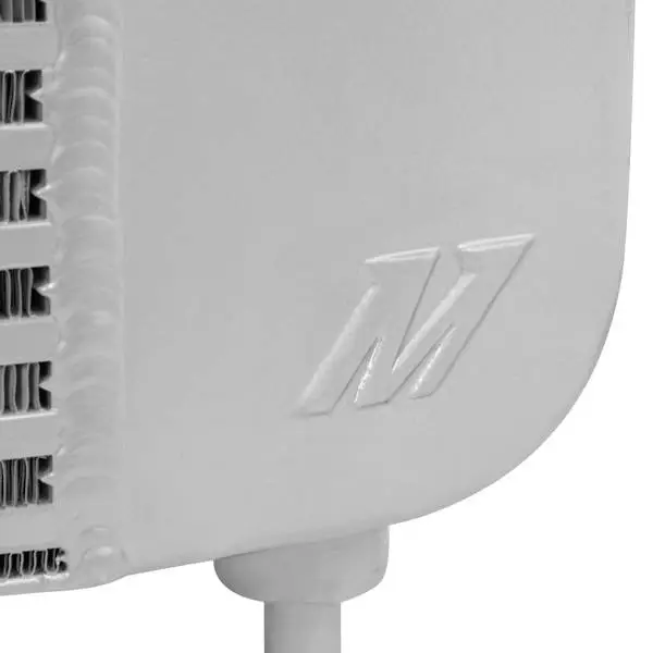 Mishimoto 06-10 Chevy 6.6L Duramax Intercooler (Silver) image 7