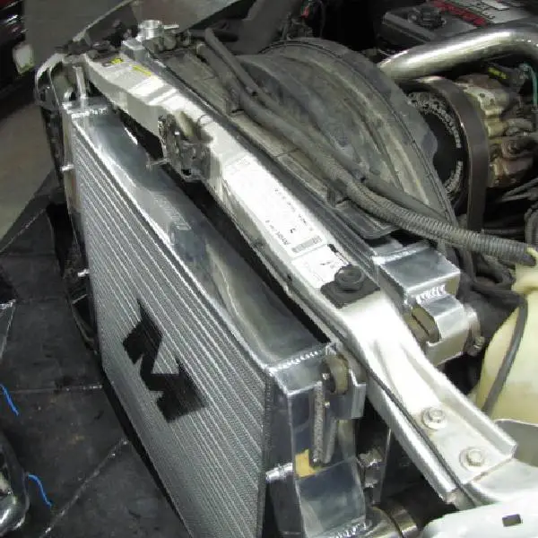 Mishimoto 03-09 Dodge 5.9L/6.7L Cummins Intercooler (Black) image 9