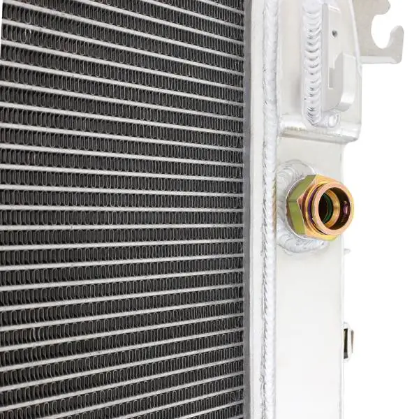 Mishimoto 17-19 Chevrolet/GMC 6.6 L5p Duramax Radiator image 6