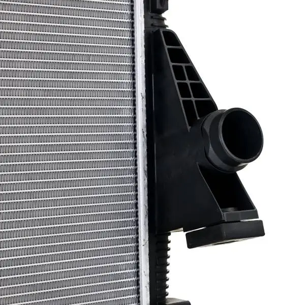 Mishimoto 11-16 Ford F250 6.7L Powerstroke Primary Plastic Radiator image 4