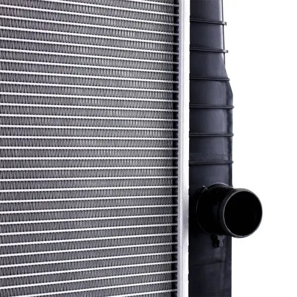 Mishimoto 10-12 Dodge Ram 6.7L Cummins Plastic Radiator image 4