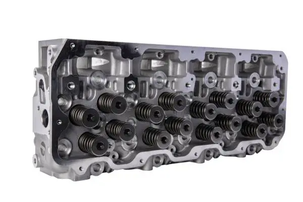 Fleece Performance 01-04 GM Duramax LB7 Freedom Cylinder Head w/Cupless Injector Bore (Driver Side) image 9