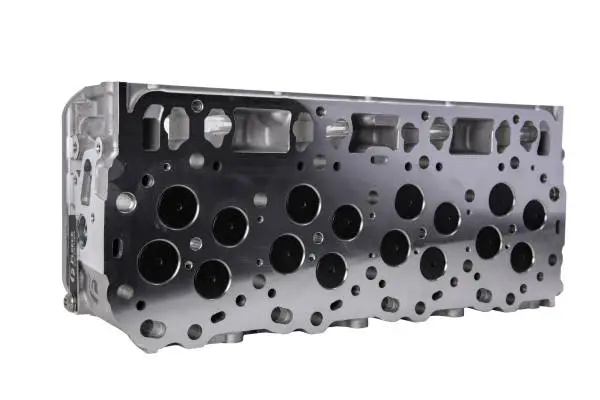 Fleece Performance 01-04 GM Duramax LB7 Freedom Cylinder Head w/Cupless Injector Bore (Pssgr Side) image 8