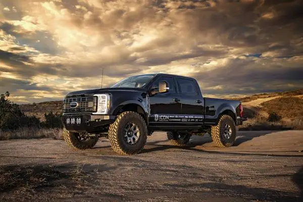 ICON 23-24 FSD 4WD 4.5in Front 2.5 VS IR Pair image 4